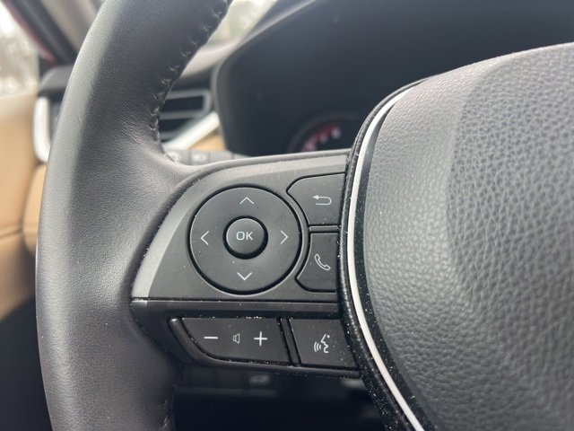 Used 2020 Toyota RAV4 Limited image 22