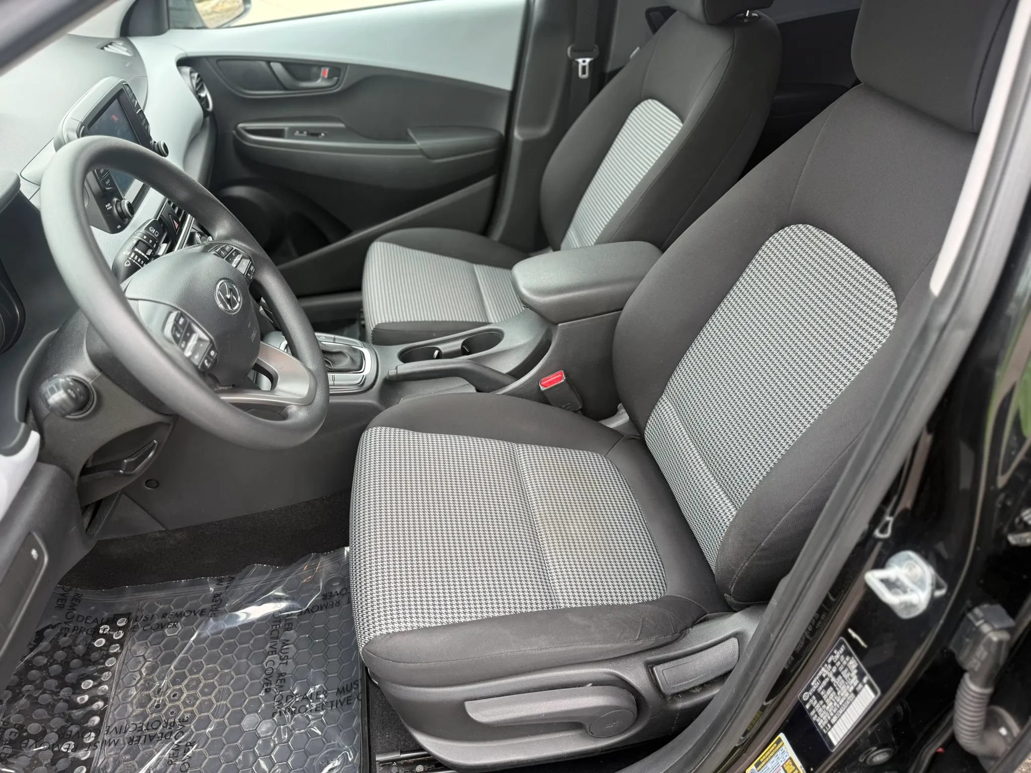Used 2018 Hyundai Kona SE AWD/4WD image 10