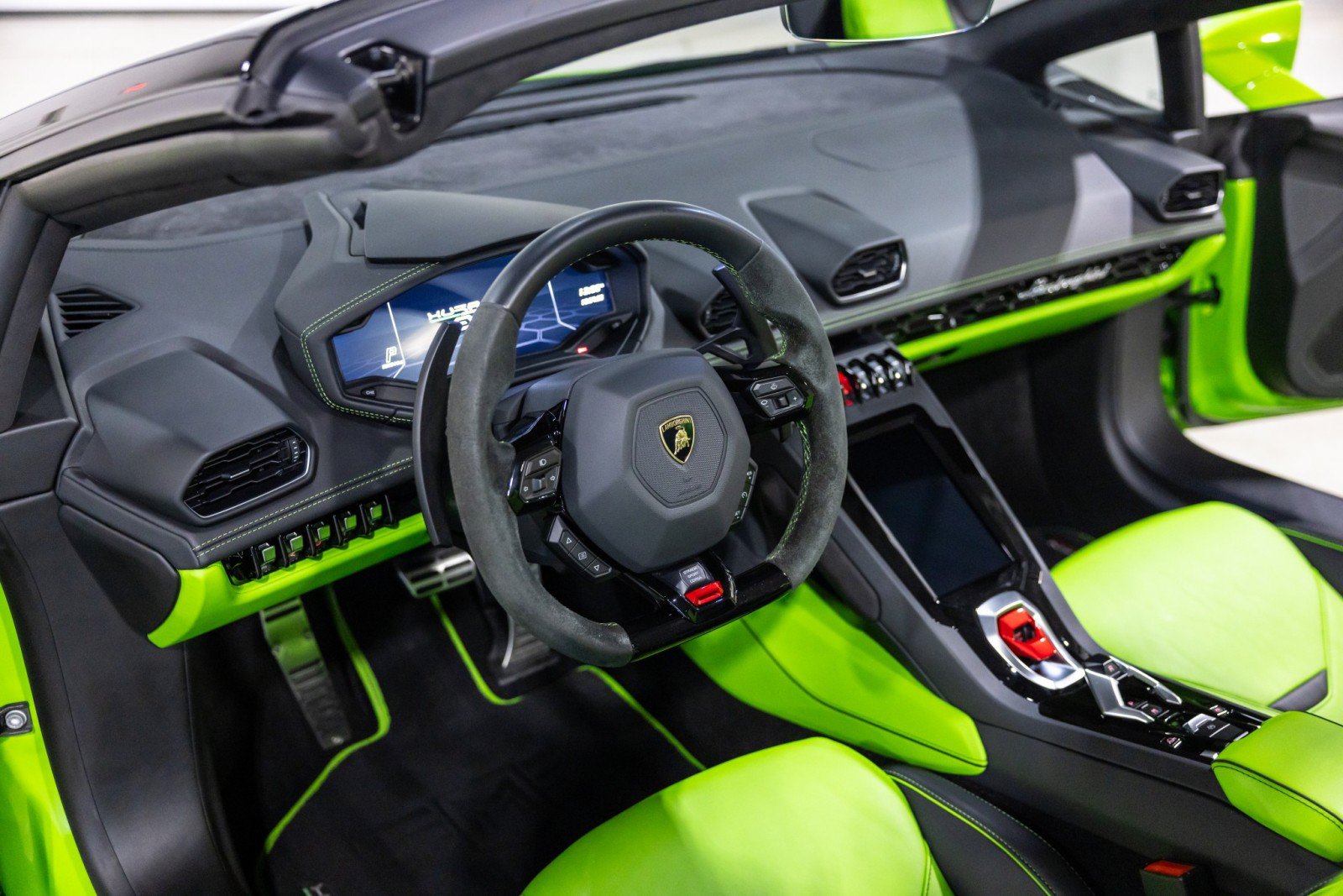Used 2023 Lamborghini Huracan EVO AWD/4WD image 37