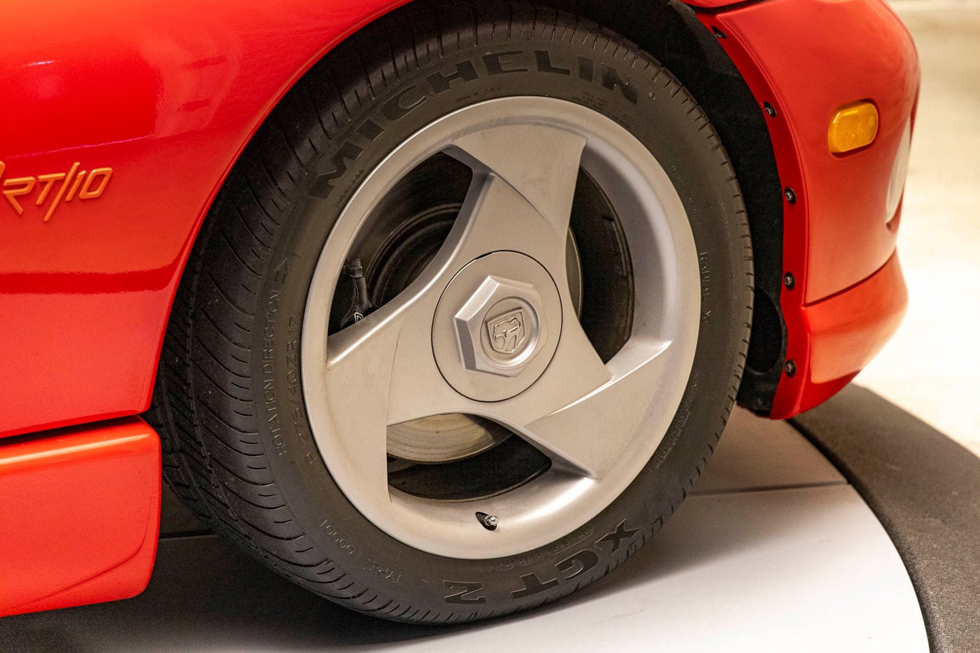 Used 1992 Dodge Viper RT/10 image 16