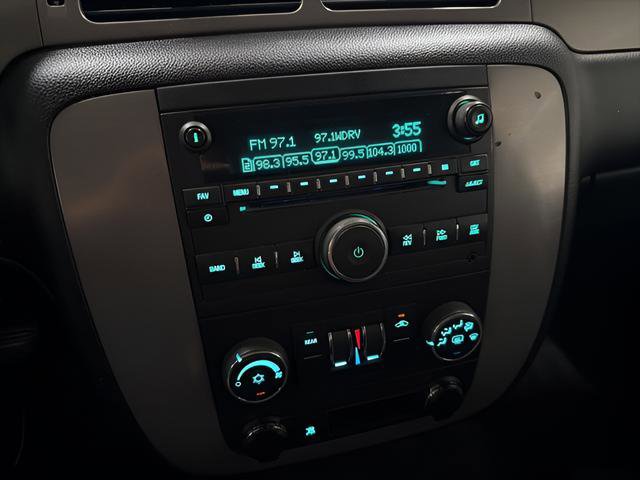 Used 2011 Chevrolet Tahoe 4WD image 16