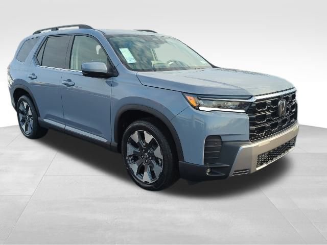 New 2026 Honda Pilot Touring image 5