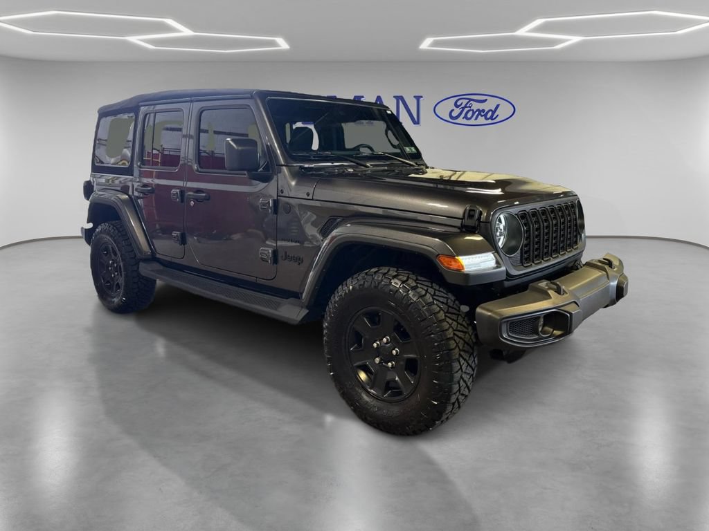 Used 2024 Jeep Wrangler Unlimited Sahara w/ Safety Group AWD/4WD image 3