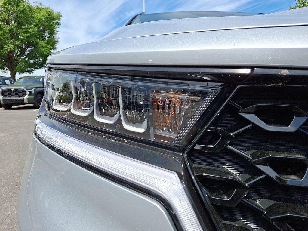 Used 2021 Kia Sorento EX w/ Panoramic Sunroof Package AWD/4WD image 9