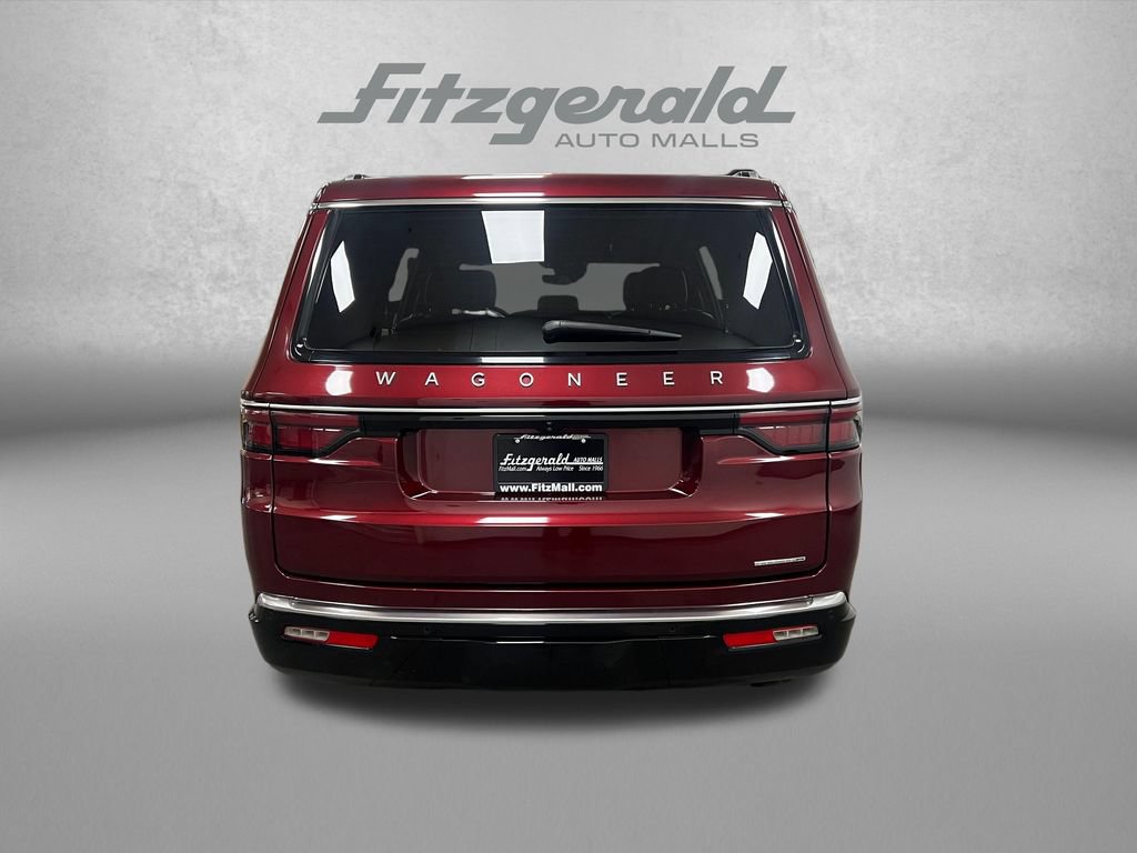 Certified 2022 Jeep Wagoneer Series III RWD image 4