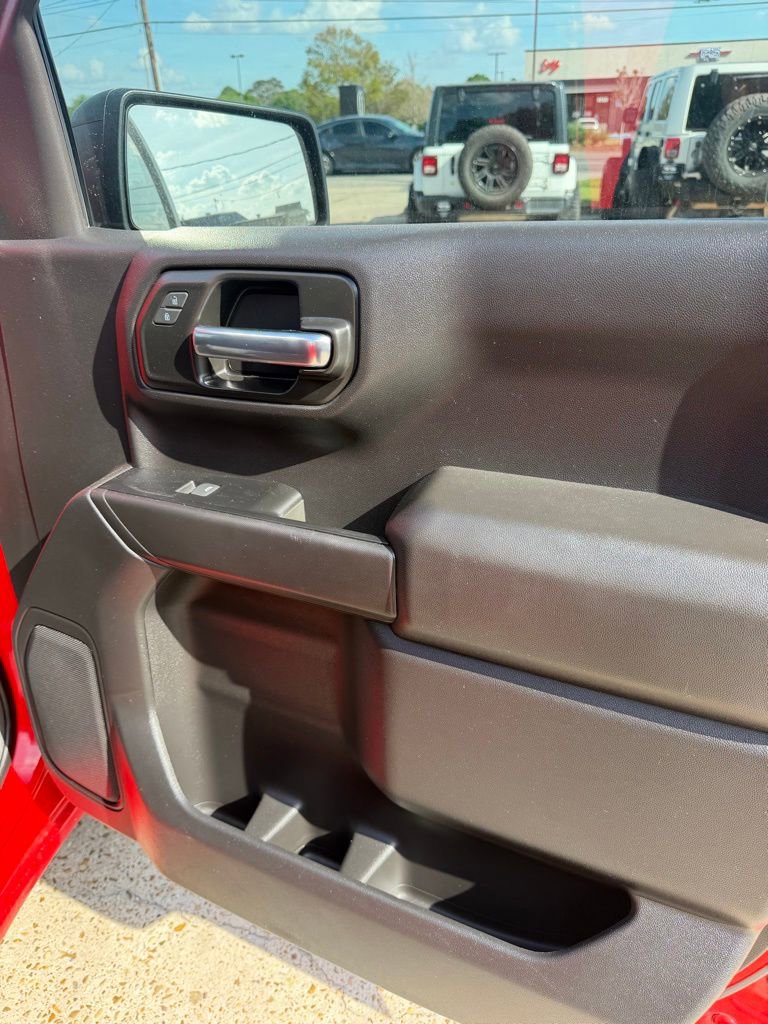 Used 2022 Chevrolet Silverado 1500 Custom w/ LPO, Dark Essentials Package image 19