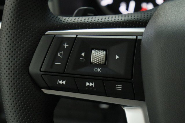 New 2026 Mitsubishi Outlander SE FWD image 9