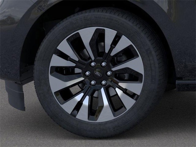 New 2025 Ford Expedition Platinum image 19