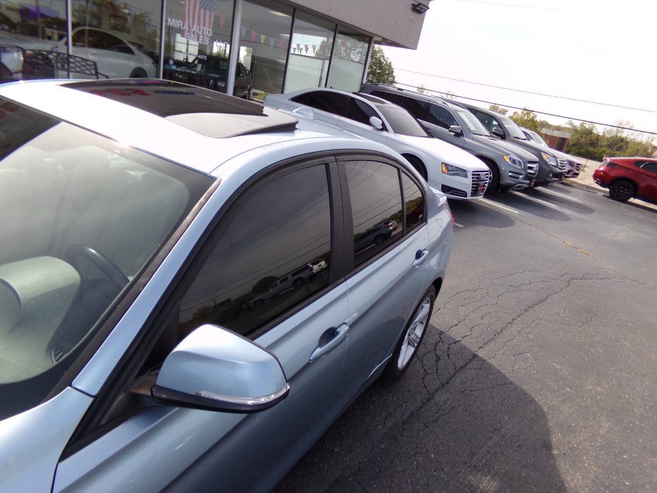 Used 2013 BMW 328i xDrive Sedan AWD/4WD image 35