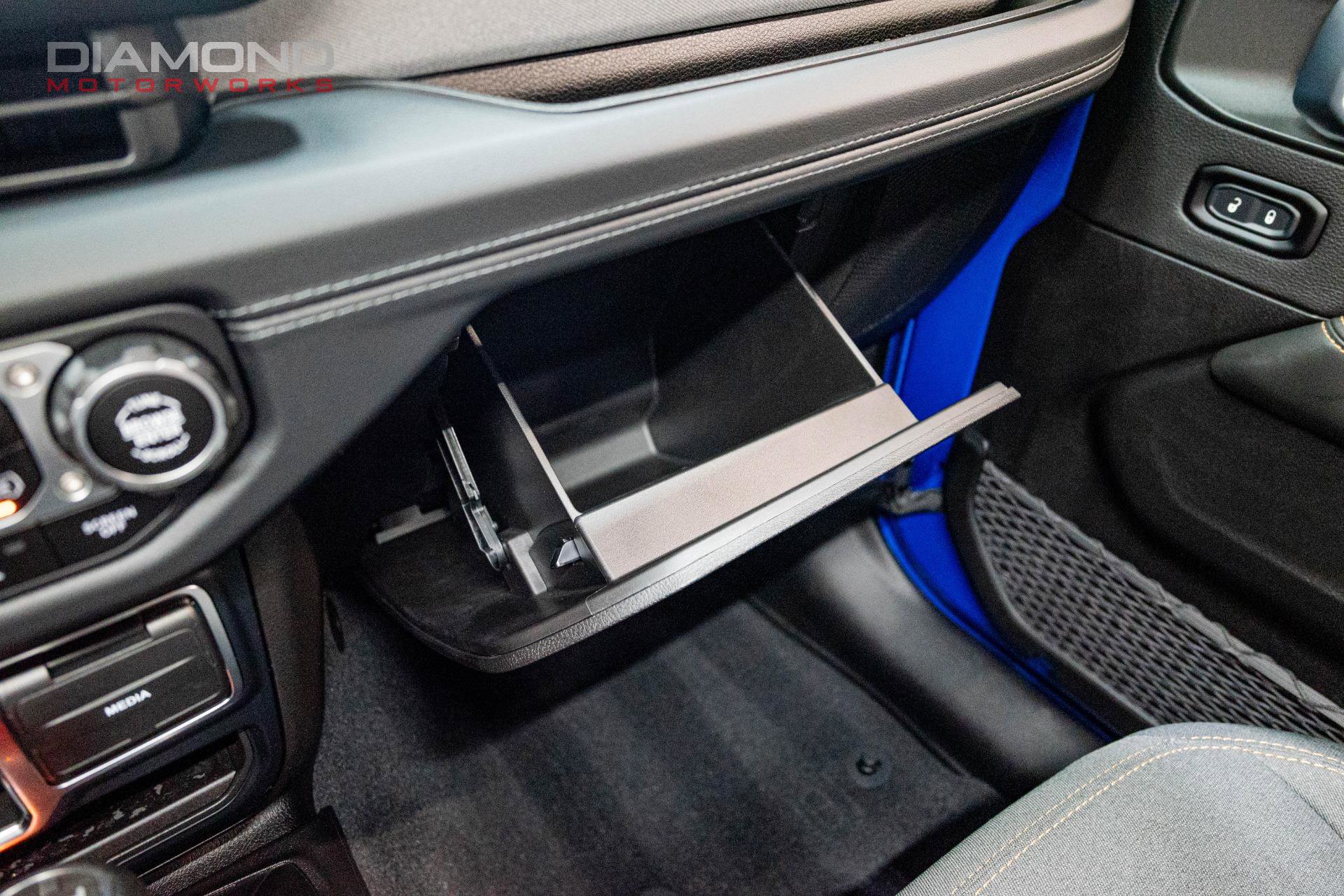 Used 2024 Jeep Wrangler Unlimited Sahara w/ Technology Group image 92