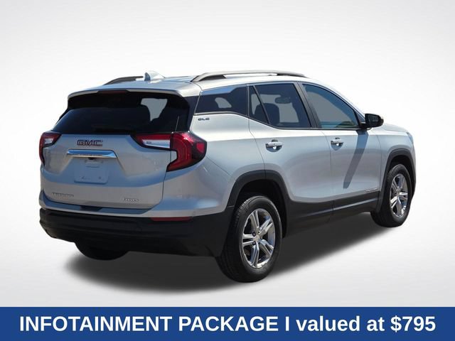 Used 2022 GMC Terrain SLE w/ Driver Convenience Package AWD/4WD image 3