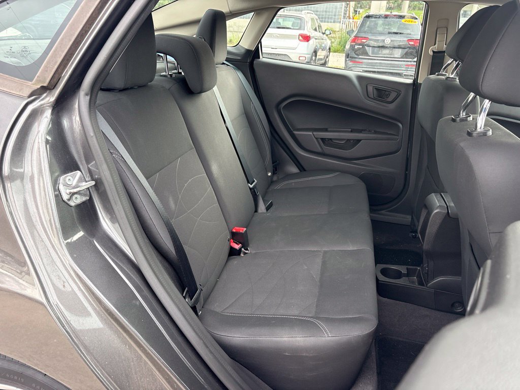 Used 2017 Ford Fiesta SE FWD image 16