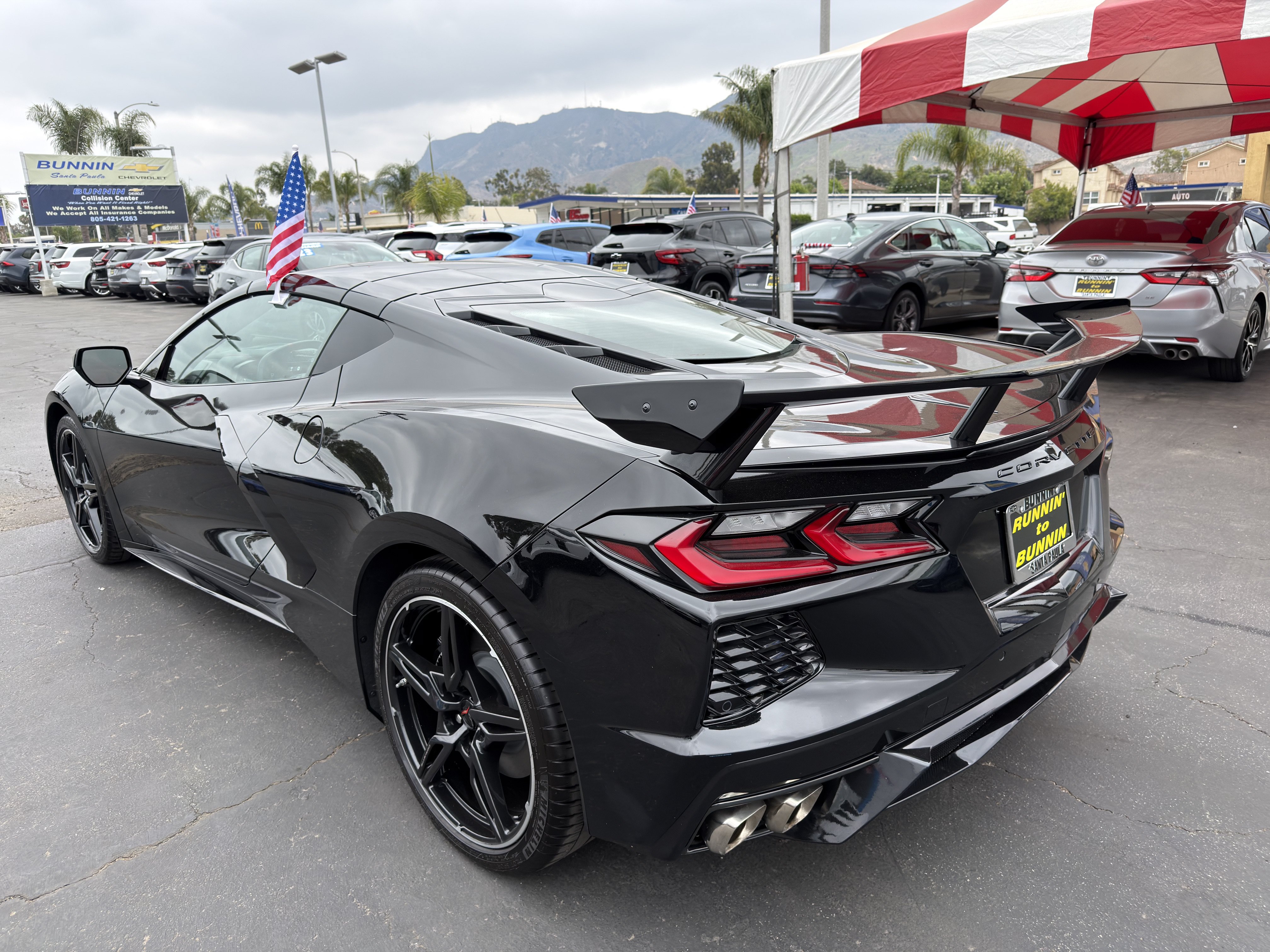 Used 2023 Chevrolet Corvette Stingray Coupe w/ 1LT RWD image 6