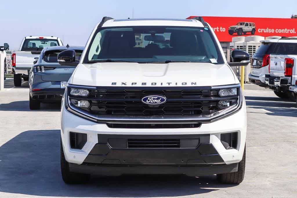 New 2027 Ford Expedition Max Platinum w/ Driver's Package AWD/4WD image 2
