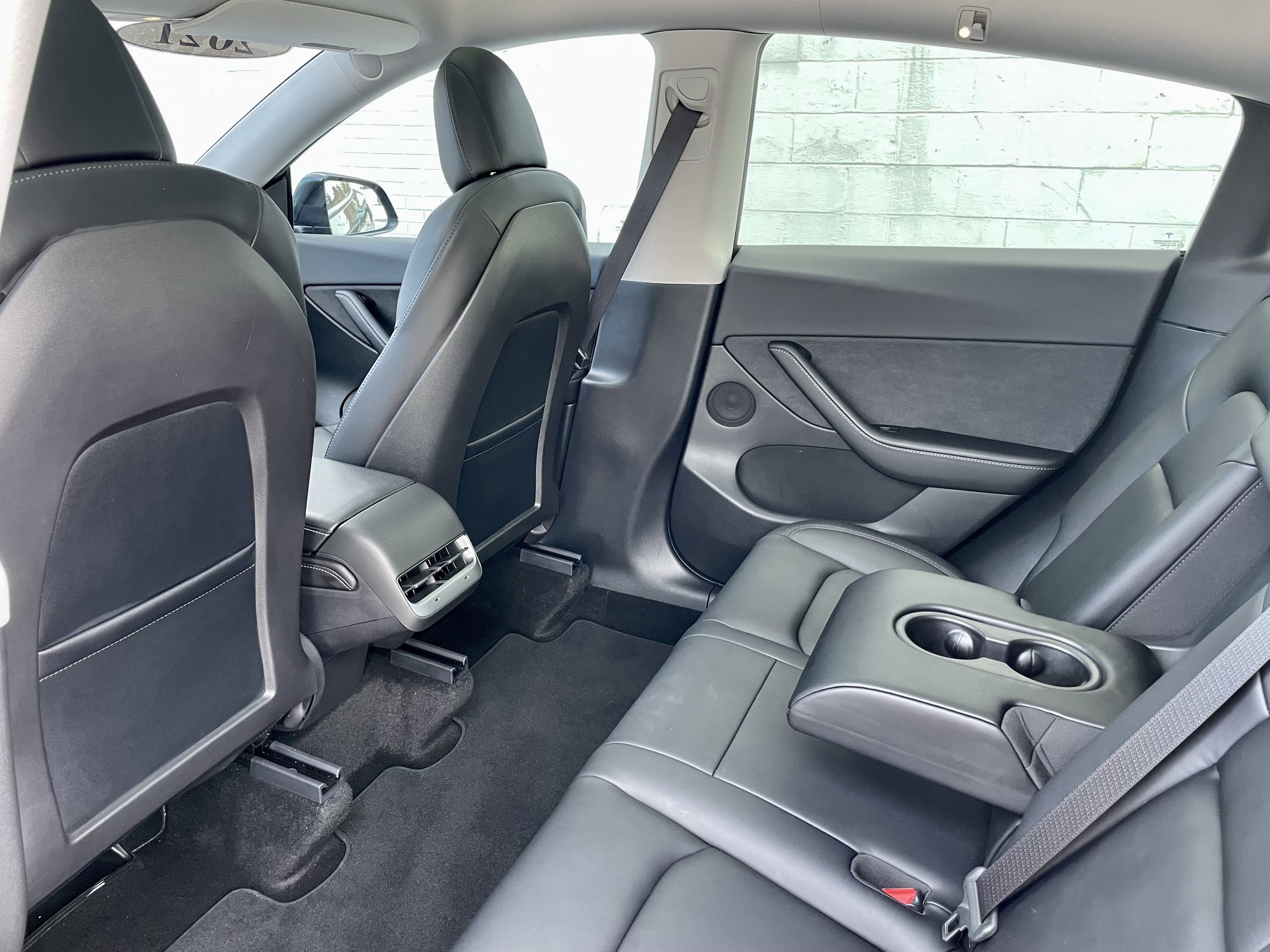 Used 2021 Tesla Model Y Long Range image 30