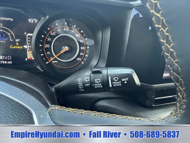 Used 2025 Jeep Wrangler Unlimited Sahara AWD/4WD image 30