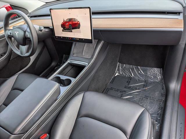 Used 2023 Tesla Model Y Performance image 23