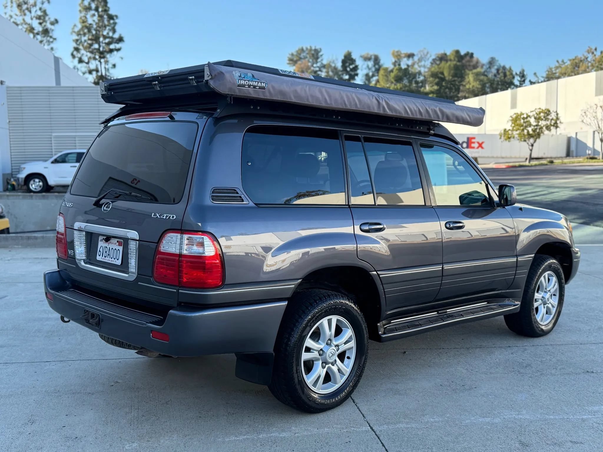 Used 2005 Lexus LX 470 4WD image 8