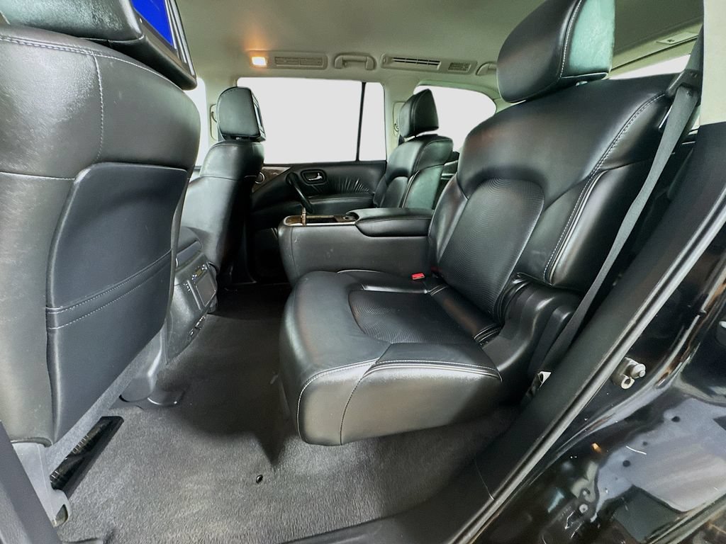 Used 2017 INFINITI QX80 4WD w/ Driver Assistance Package image 30