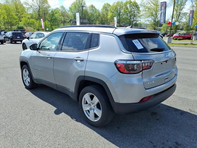 Used 2022 Jeep Compass Latitude w/ Convenience Group AWD/4WD image 8