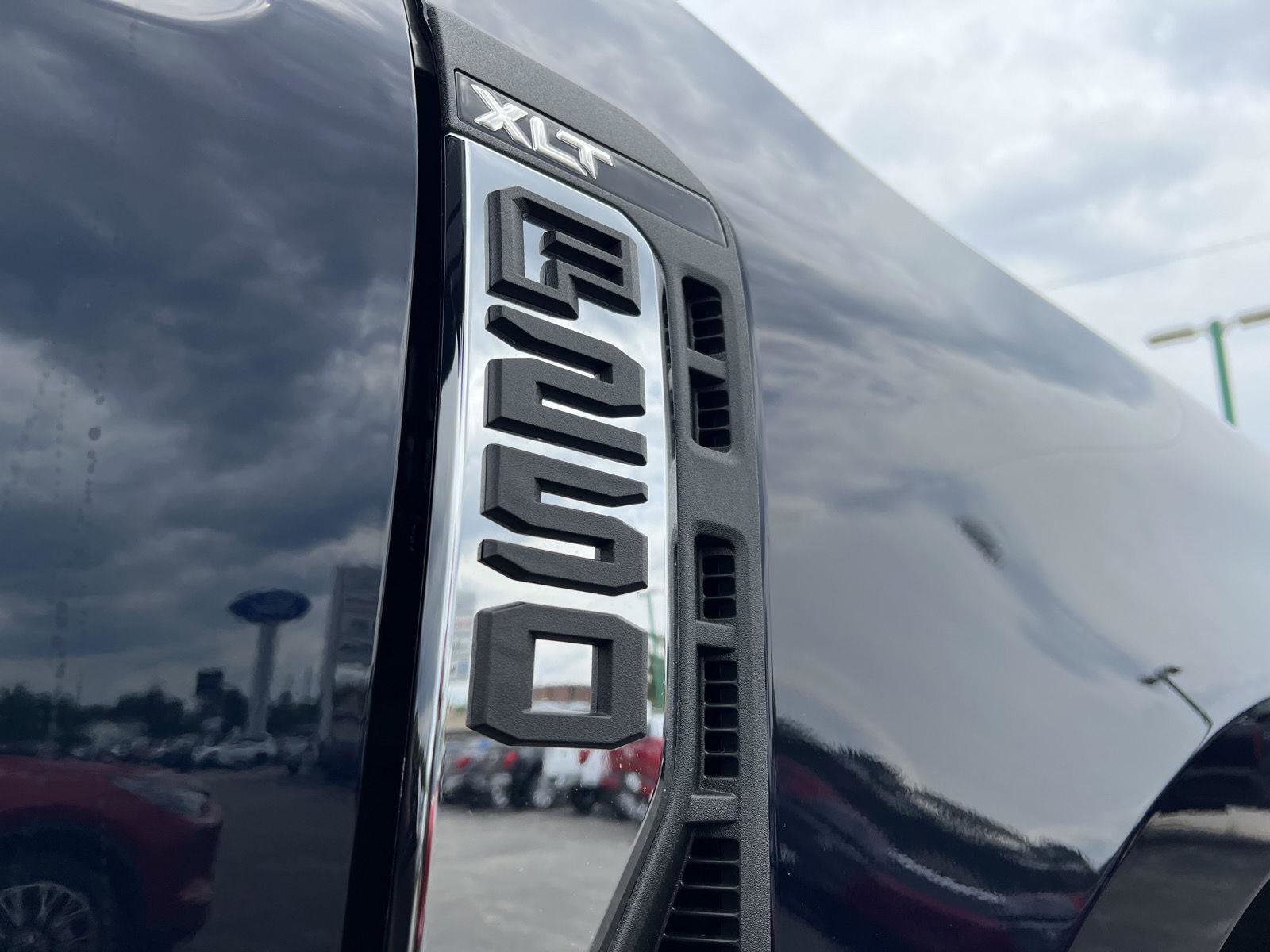 New 2025 Ford F250 XLT w/ 360-Degree Camera Package image 4