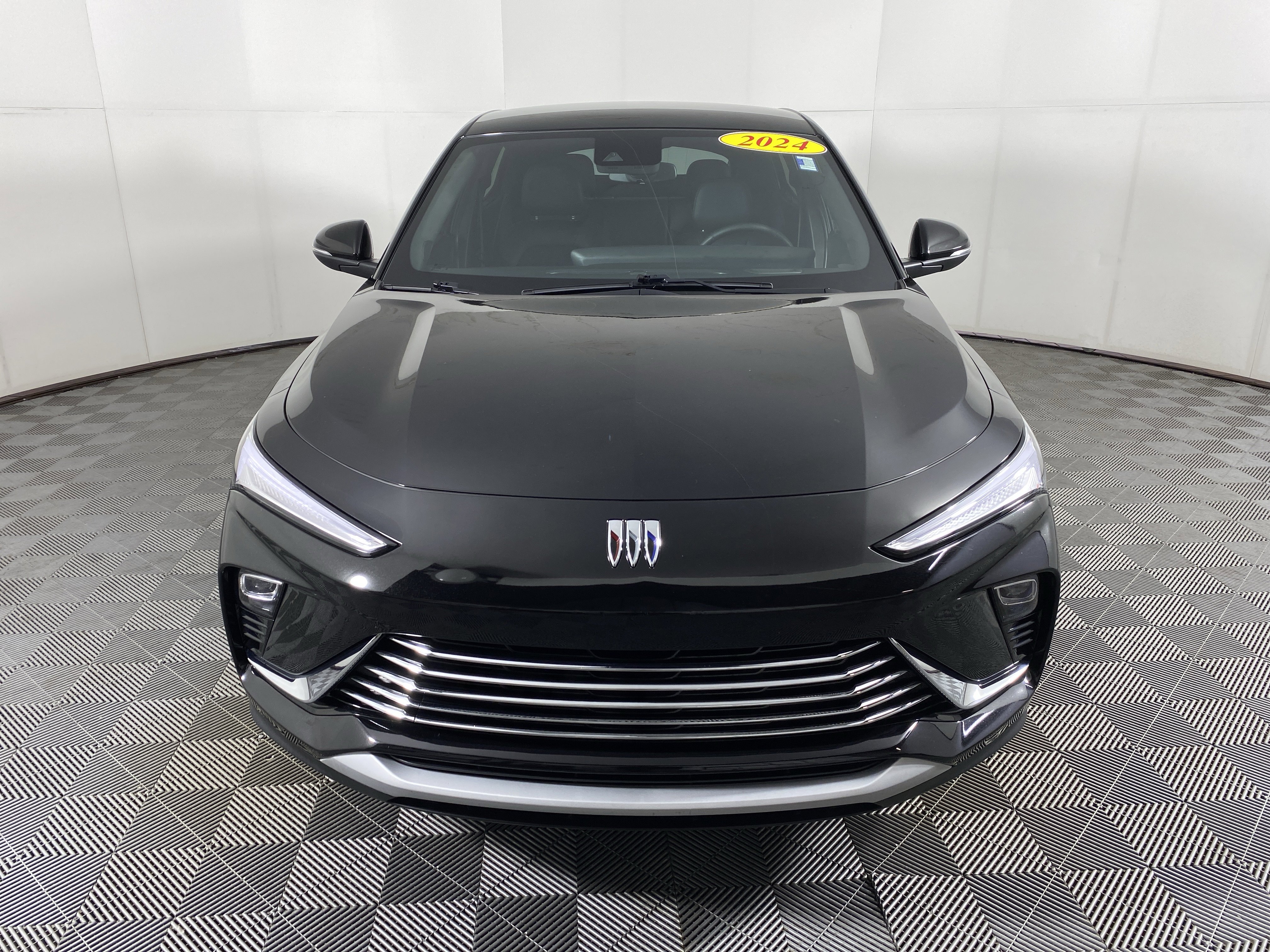 Used 2024 Buick Envista Preferred w/ Convenience I Package FWD image 11