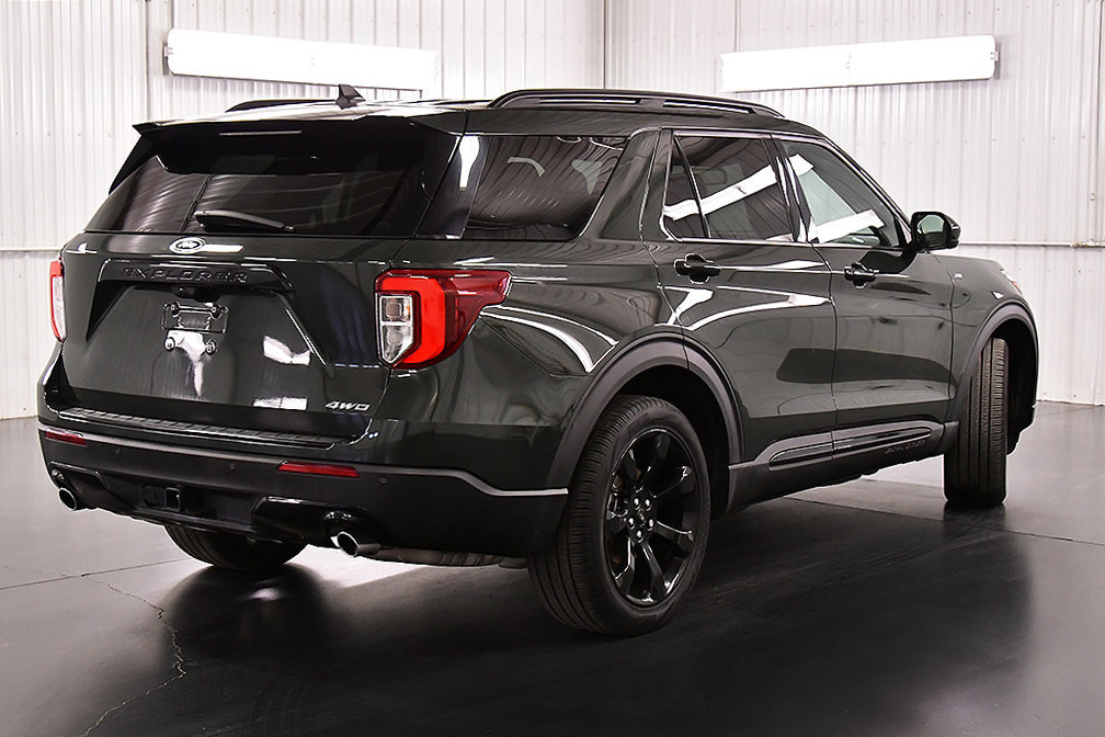 Used 2023 Ford Explorer ST-Line w/ Class IV Trailer Tow Package AWD/4WD image 8