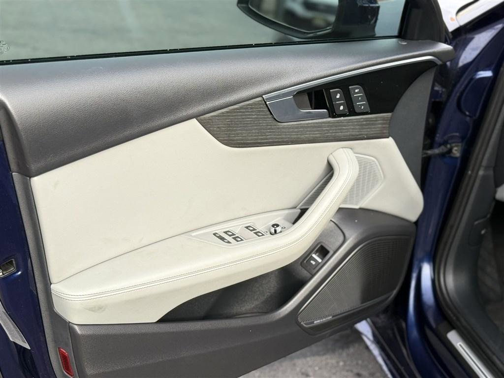 Used 2022 Audi A4 2.0T Premium Plus w/ Premium Plus Package image 16