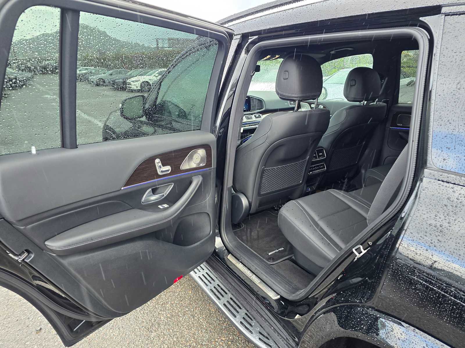 Used 2026 Mercedes-Benz GLS 450 4MATIC image 17