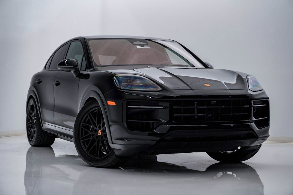 New 2026 Porsche Cayenne GTS AWD/4WD image 8