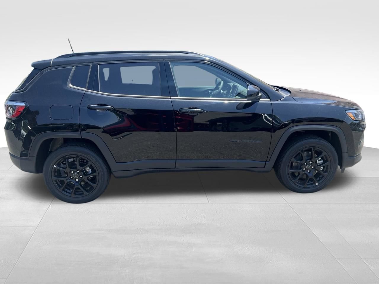 New 2026 Jeep Compass Latitude AWD/4WD image 6