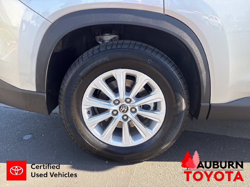 Used 2025 Toyota Grand Highlander AWD image 27