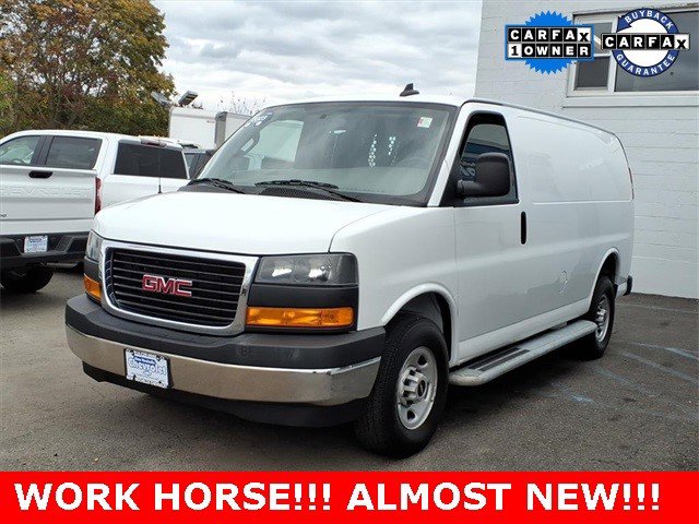 Used 2023 GMC Savana 2500 w/ Driver Convenience Package image 3
