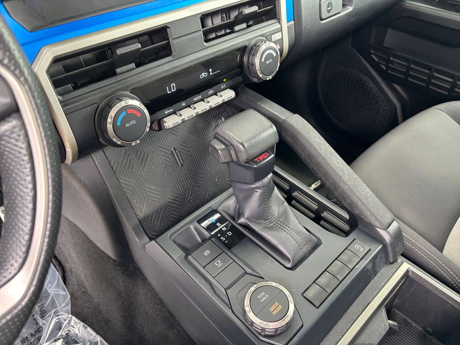 Used 2024 Toyota Tacoma TRD Sport image 42