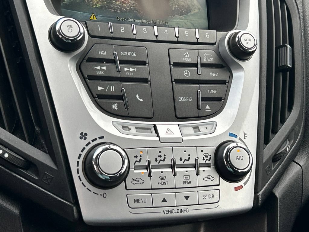 Used 2015 Chevrolet Equinox LT w/ Driver Convenience Package FWD image 28