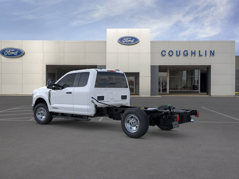 New 2025 Ford F350 XL w/ XL Chrome Package image 4