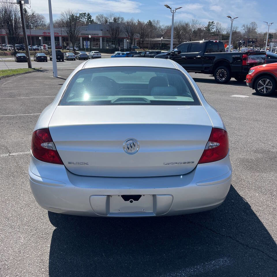 Used 2005 Buick LaCrosse CX w/ Silver Convenience Package FWD image 4