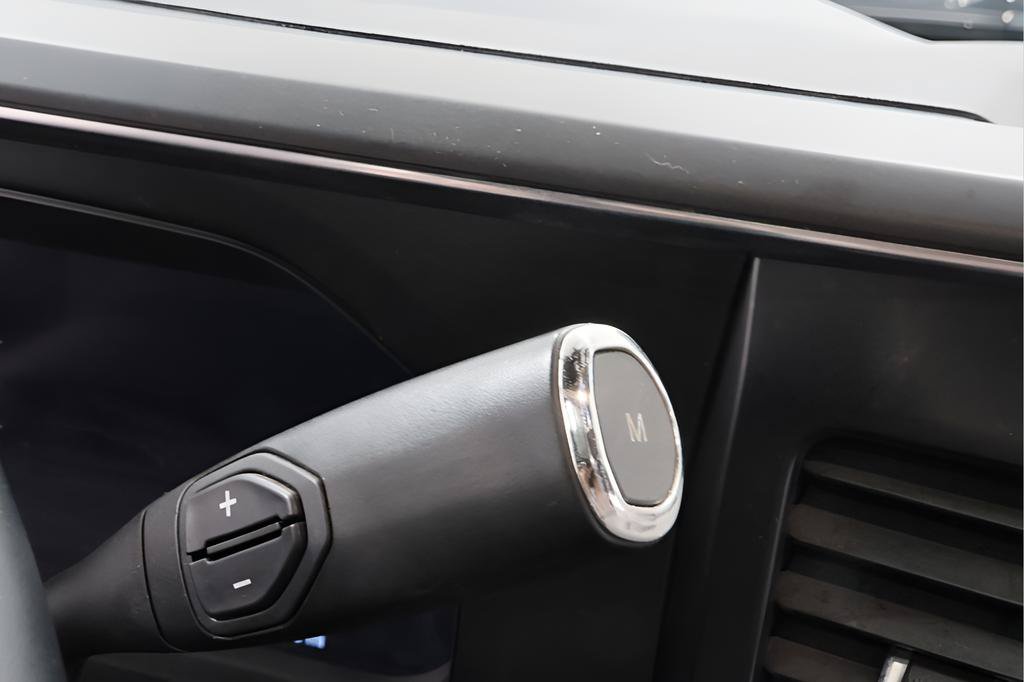 Used 2025 Ford F250 Platinum AWD/4WD image 19