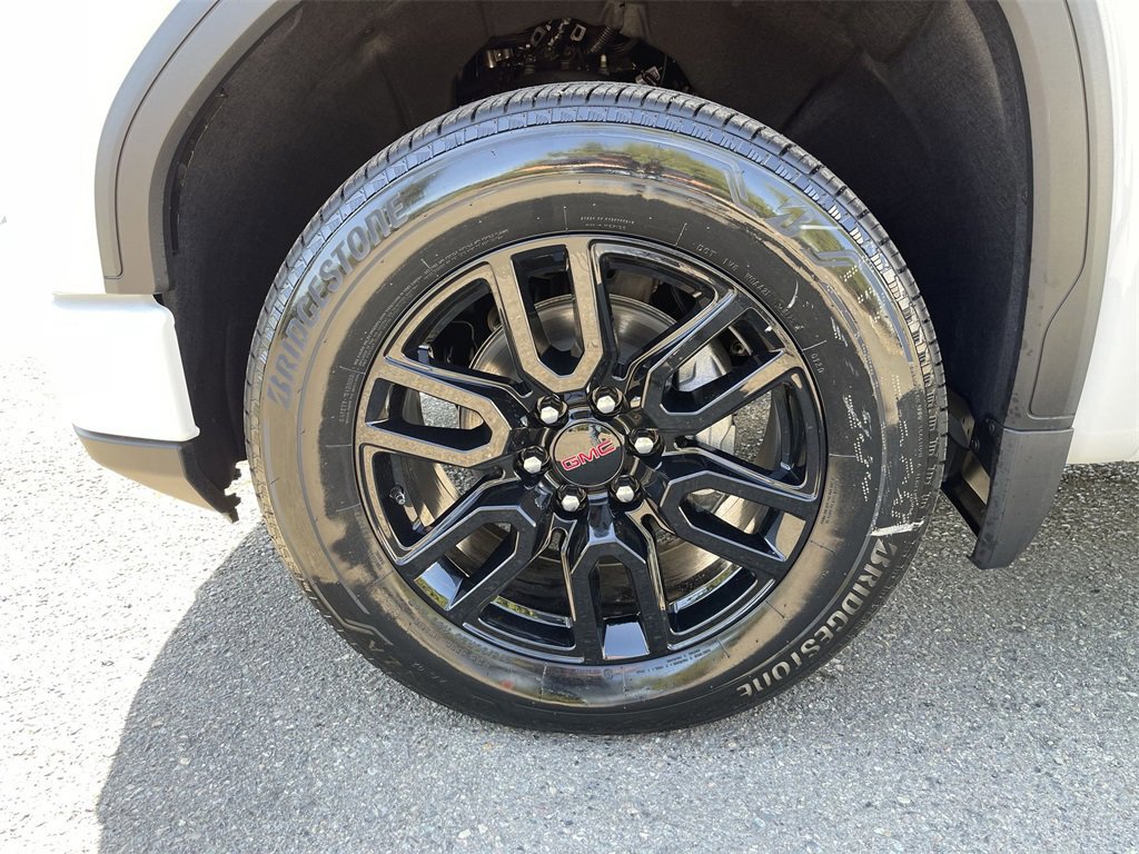 New 2026 GMC Sierra 1500 Elevation image 32