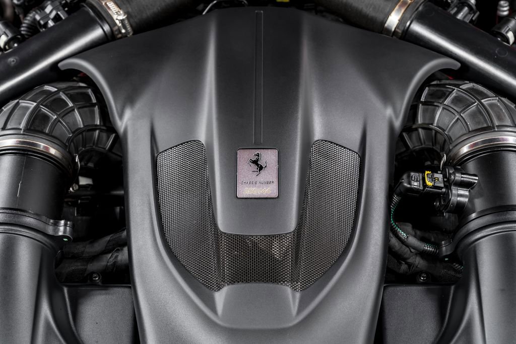 Used 2020 Ferrari Portofino RWD image 49