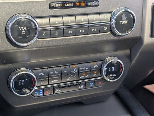 Used 2020 Ford Expedition XLT w/ Equipment Group 202A RWD image 26