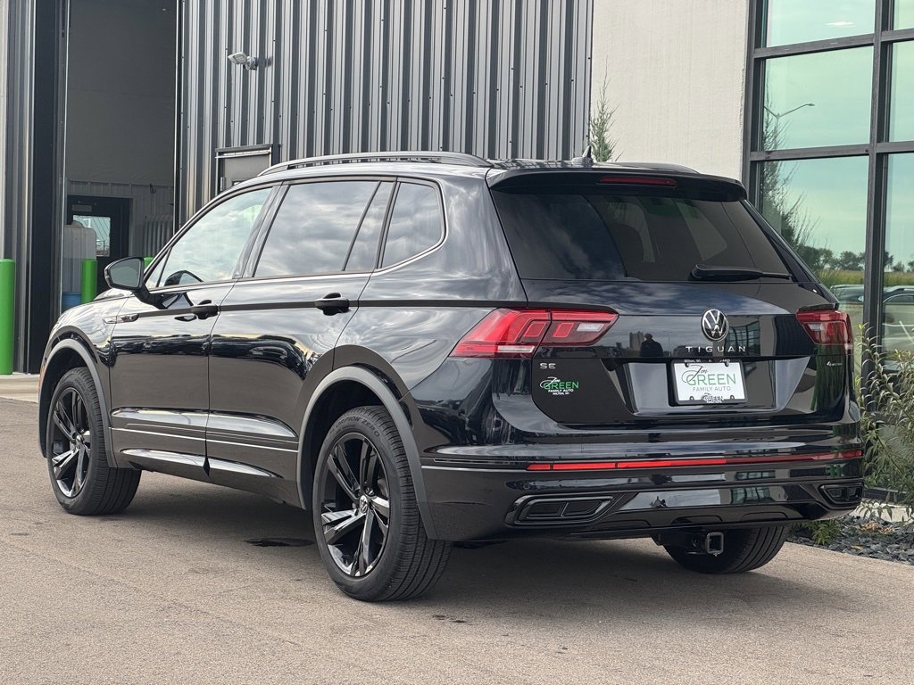 Used 2024 Volkswagen Tiguan SE R-Line w/ MDO Package, Two-Row image 3