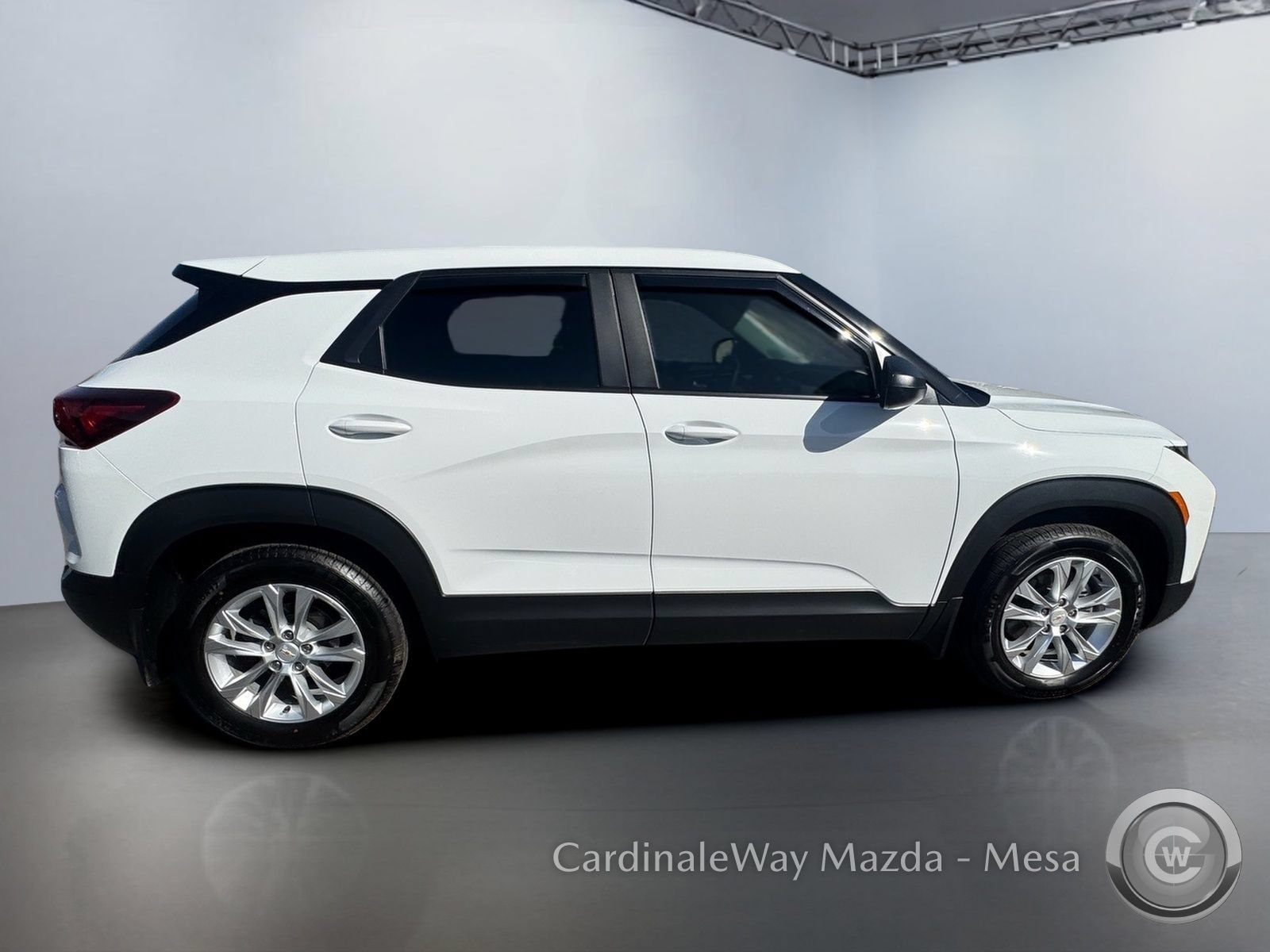 Used 2022 Chevrolet TrailBlazer LS FWD image 3