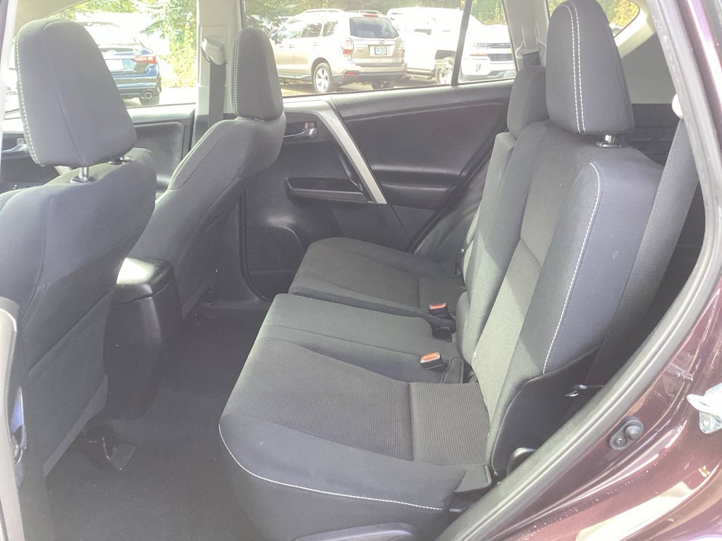 Used 2017 Toyota RAV4 XLE AWD/4WD image 15