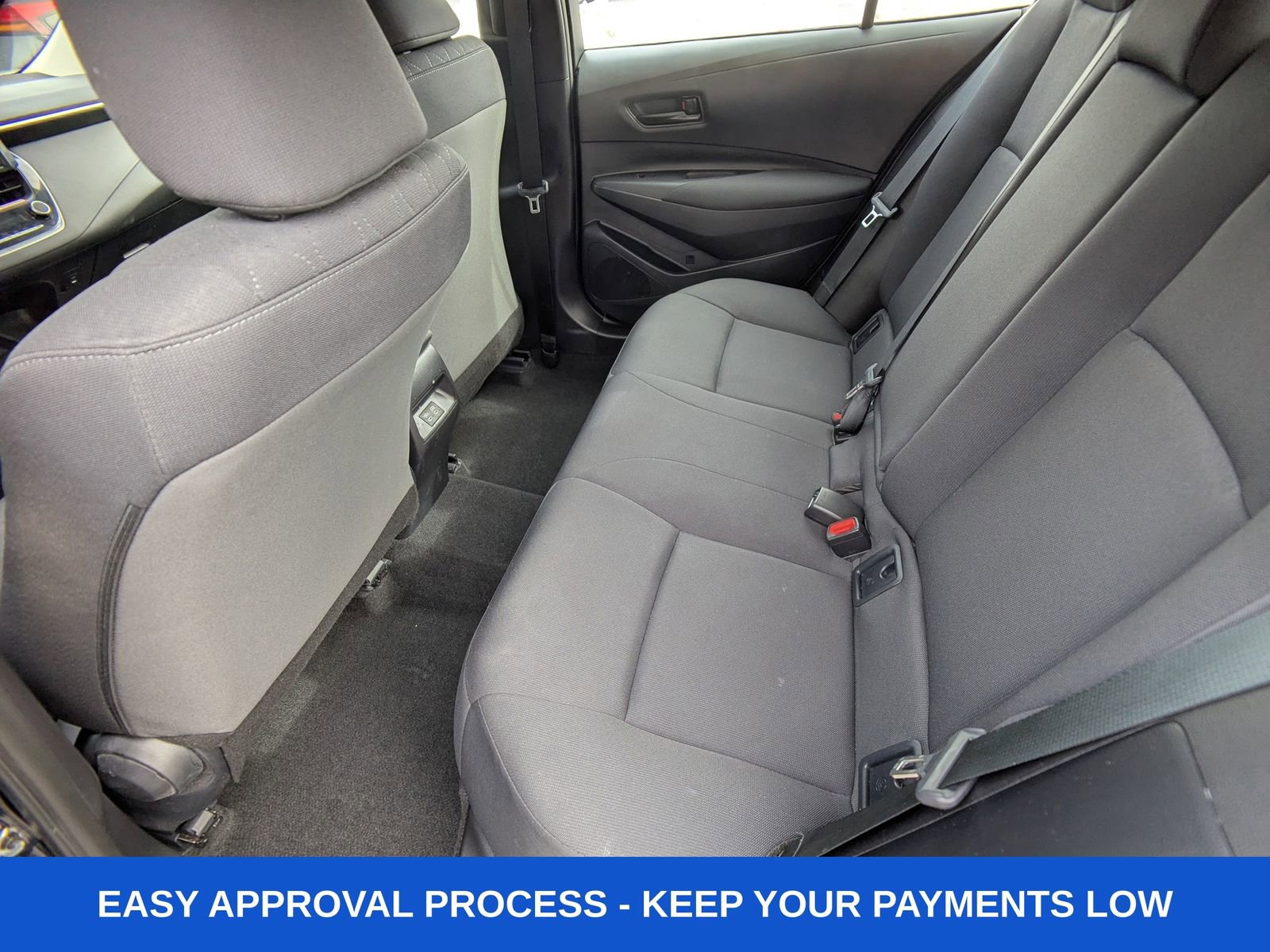 Used 2025 Toyota Corolla LE image 16