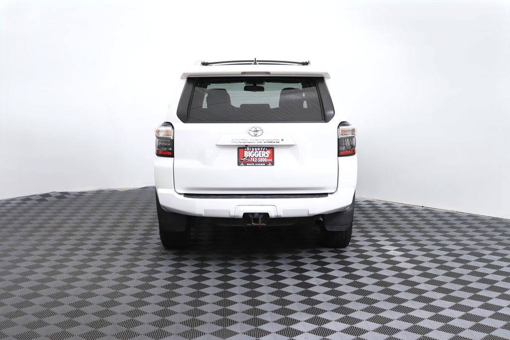 Used 2016 Toyota 4Runner SR5 Premium AWD/4WD image 7