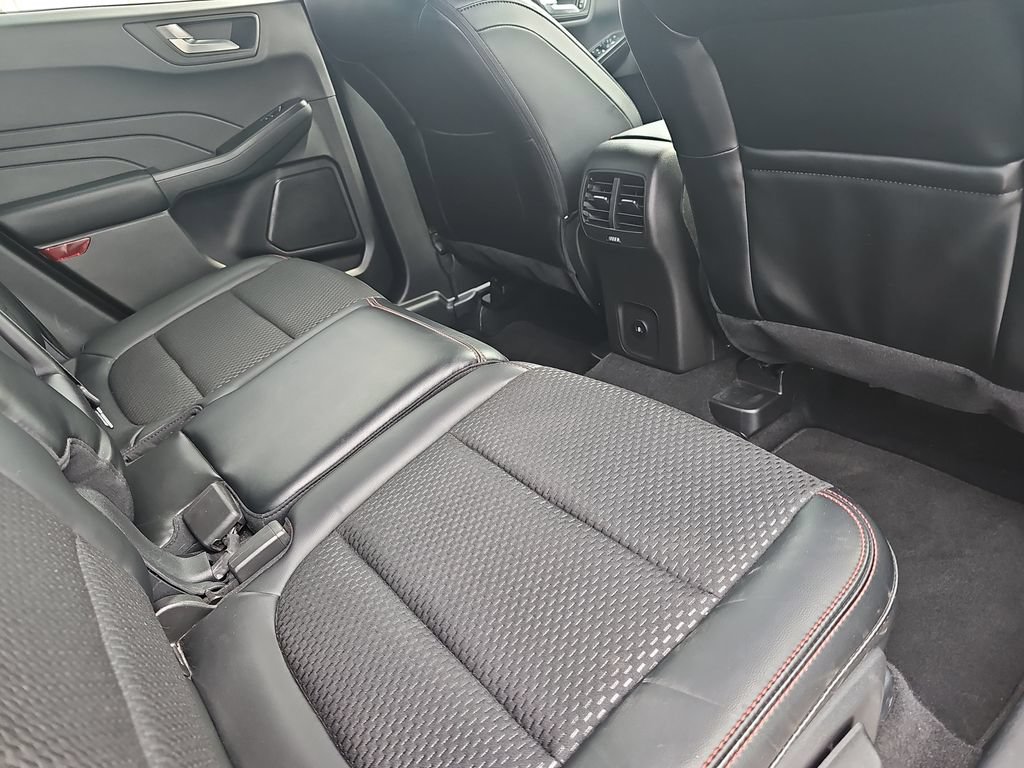 Used 2024 Ford Escape ST-Line w/ Tech Pack #1 FWD image 11