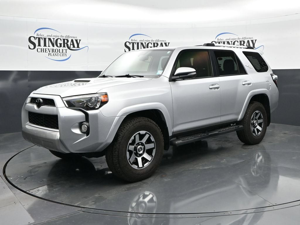 Used 2018 Toyota 4Runner TRD Off-Road Premium AWD/4WD image 3