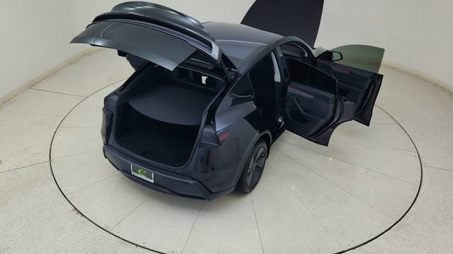 Used 2026 Tesla Model Y Long Range image 85