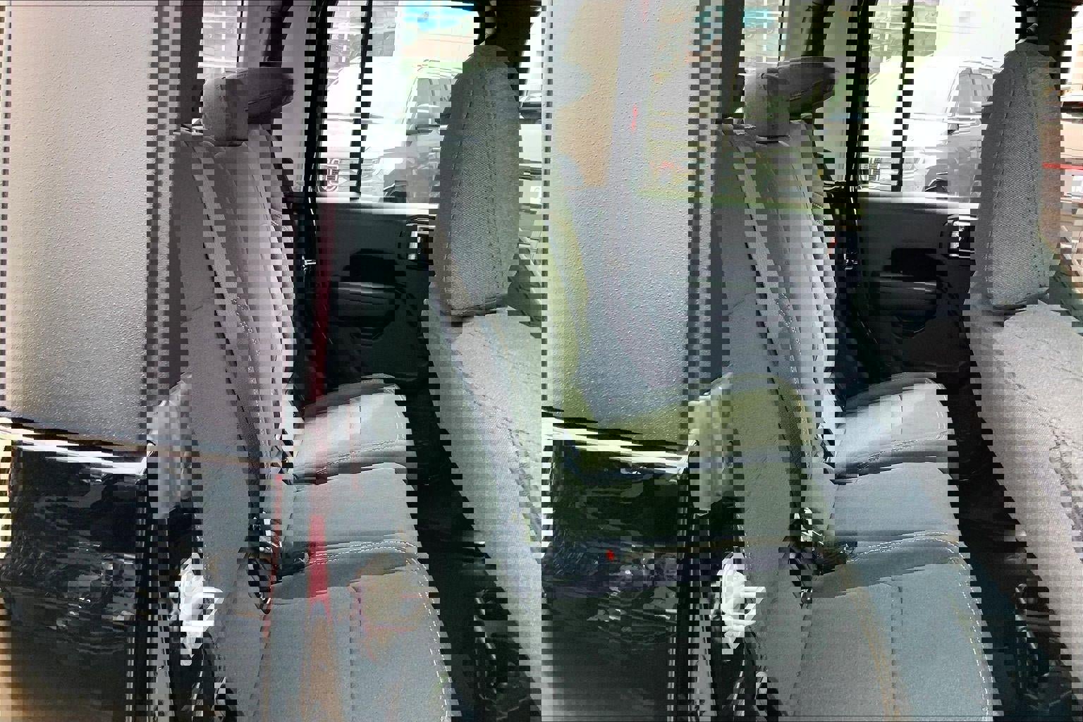 Used 2024 Jeep Gladiator Sport image 21